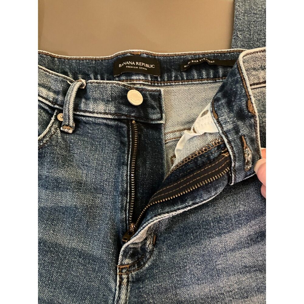 Banana Republic high rise straight leg medium wash jeans - Picture 7 of 12